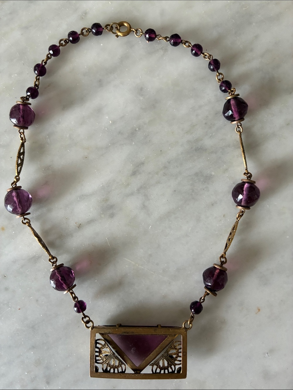 Vintage Art Deco Czech Glass Necklace - Picture 2 of 4